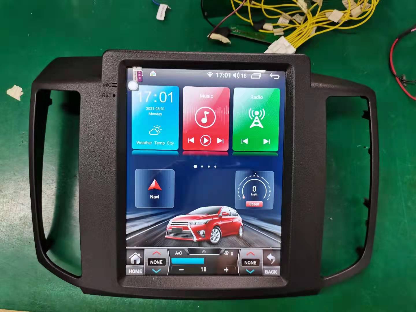 Nissan Maxima 2009 - 2015 10.4" Vertical Screen Android Radio Tesla Style
